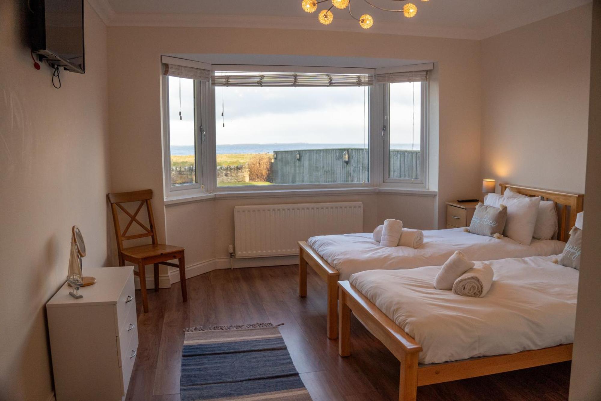 Seaview House Villa Seahouses Kültér fotó